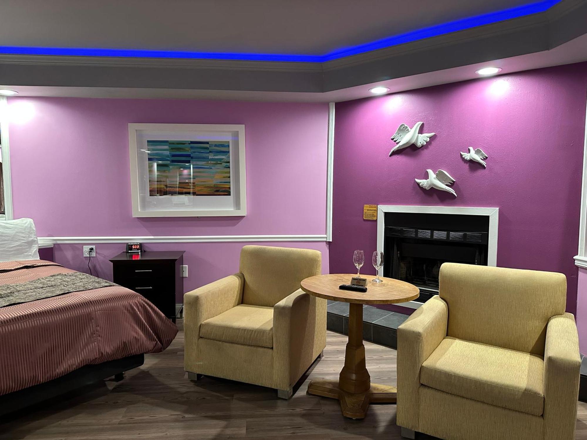 Inn Of The Dove - Romantic Luxury Suites With Jacuzzi & Fireplace At Harrisburg-Hershey-Philadelphia, Pa Exteriér fotografie