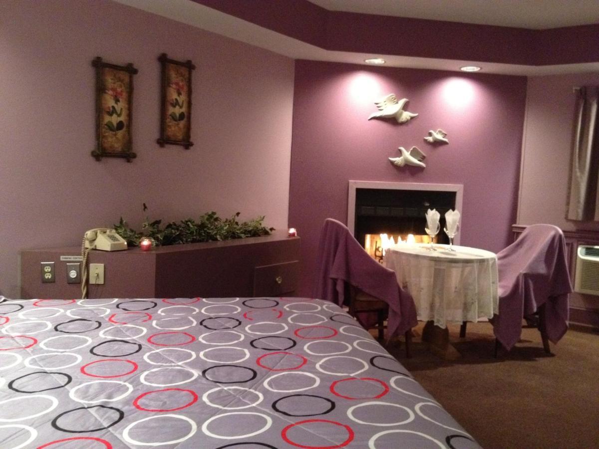 Inn Of The Dove - Romantic Luxury Suites With Jacuzzi & Fireplace At Harrisburg-Hershey-Philadelphia, Pa Pokoj fotografie